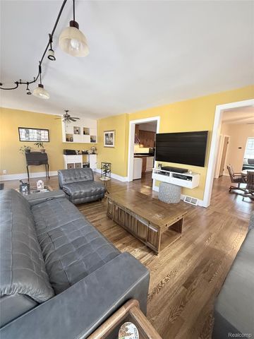 516 Withington Street, Ferndale, MI 48220