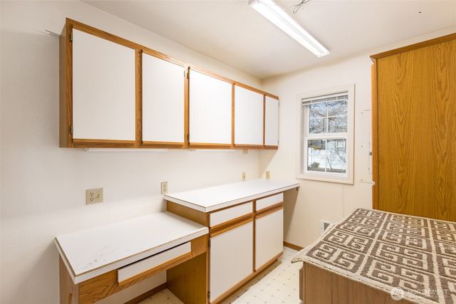 170 Hurricane Ridge Drive, Sequim, WA 98382