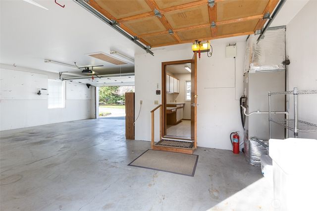 170 Hurricane Ridge Drive, Sequim, WA 98382