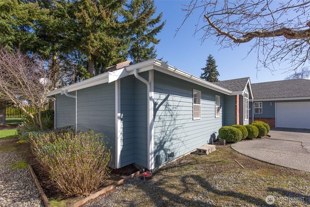 170 Hurricane Ridge Drive, Sequim, WA 98382