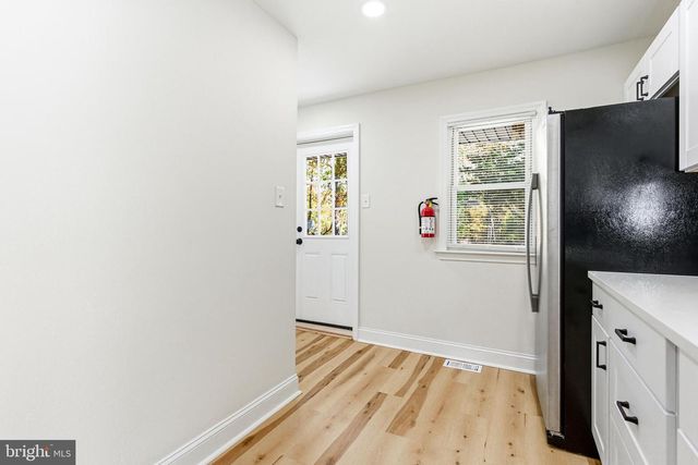 128 E OAK AVE, Lawnside, NJ 08045