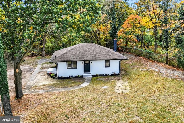 128 E OAK AVE, Lawnside, NJ 08045