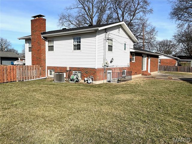 3124 Princeton Drive, Granite City, IL 62040