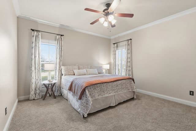201 Lake Ridge Ct, Franklin, TN 37069