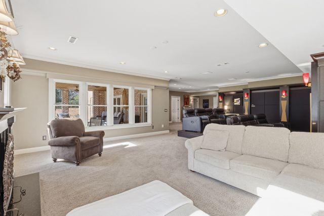 201 Lake Ridge Ct, Franklin, TN 37069