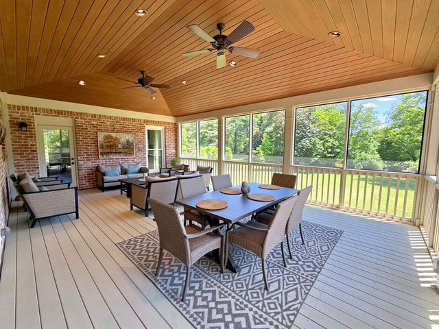 201 Lake Ridge Ct, Franklin, TN 37069