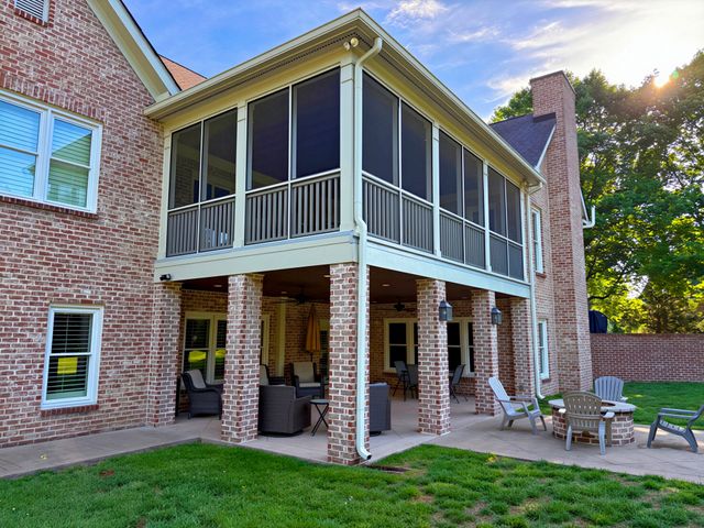 201 Lake Ridge Ct, Franklin, TN 37069