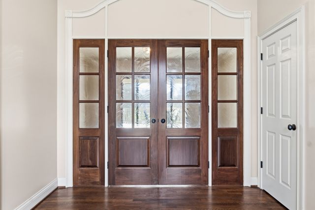 201 Lake Ridge Ct, Franklin, TN 37069