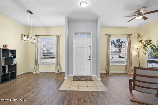 3787 JULIET LEIA Circle W, Jacksonville, FL 32218