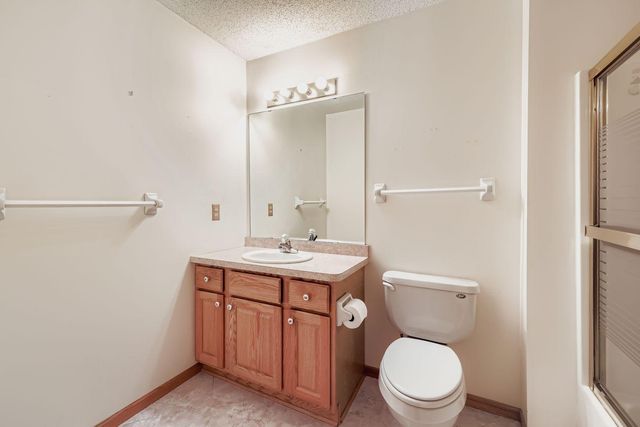 3953 124th Avenue NW, Coon Rapids, MN 55433