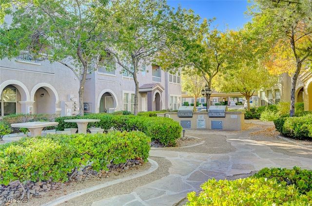 9975 Peace Way 1034, Las Vegas, NV 89147