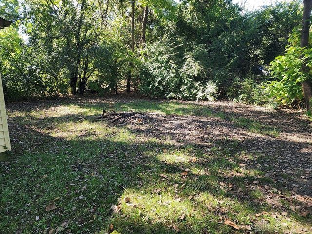 1303 Graystone Drive, Dayton, OH 45417