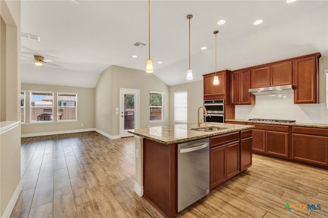 2266 Kiskadee Drive, New Braunfels, TX 78132