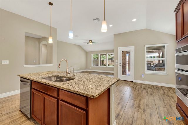 2266 Kiskadee Drive, New Braunfels, TX 78132