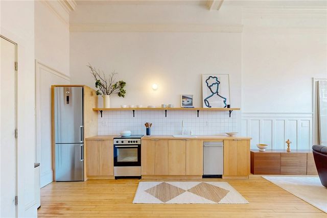 225 Weybosset Street 12, Providence, RI 02903