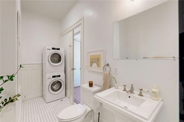 225 Weybosset Street 12, Providence, RI 02903