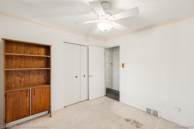 30205 Boewe Drive, Warren, MI 48092