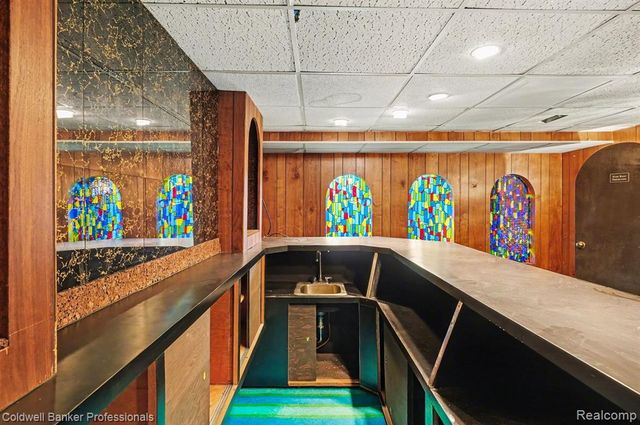 30205 Boewe Drive, Warren, MI 48092