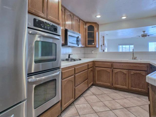 12532 Ridgeton Dr, Lakeside, CA 92040