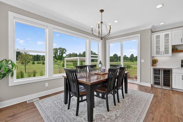 7895 Oak Grove Road, Howell, MI 48855