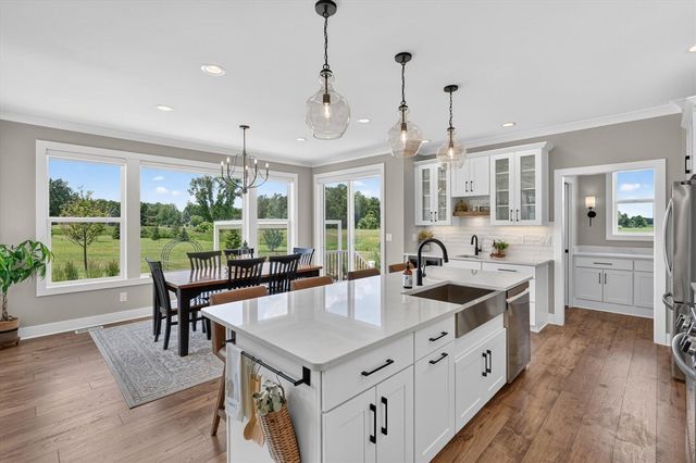 7895 Oak Grove Road, Howell, MI 48855