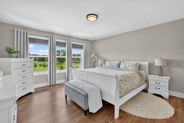 7895 Oak Grove Road, Howell, MI 48855