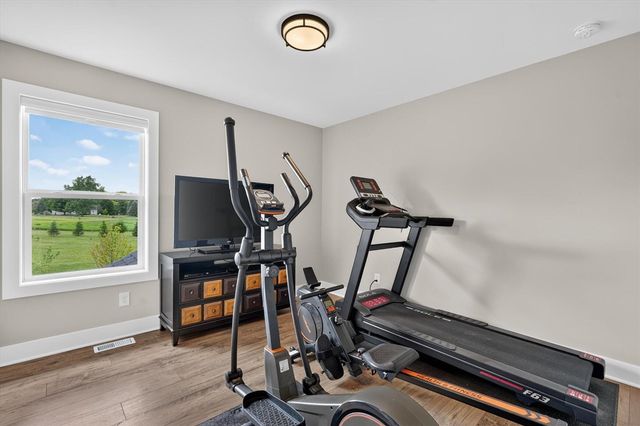 7895 Oak Grove Road, Howell, MI 48855