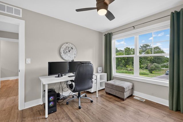 7895 Oak Grove Road, Howell, MI 48855