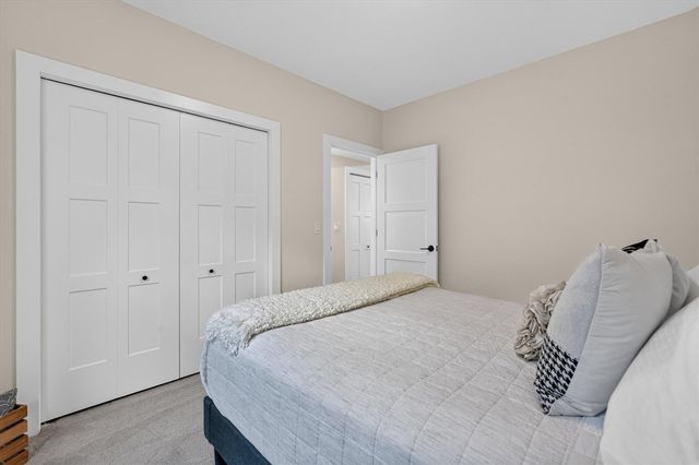 7895 Oak Grove Road, Howell, MI 48855