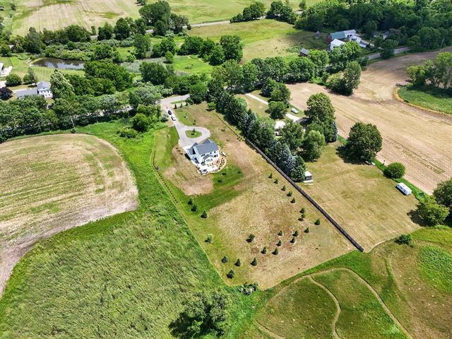 7895 Oak Grove Road, Howell, MI 48855