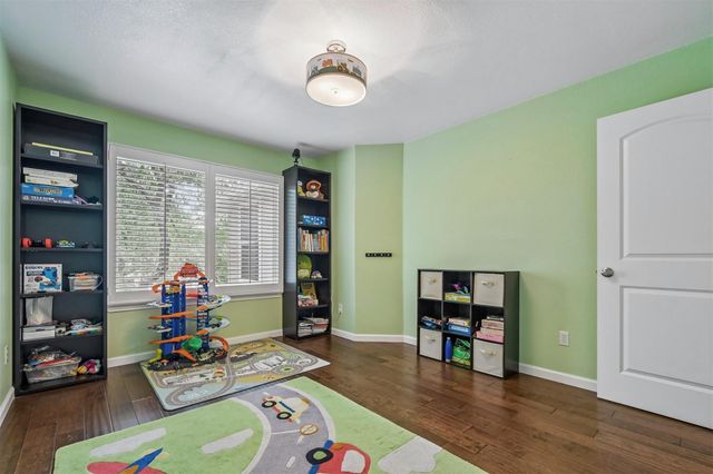 13353 Amasia DR, Austin, TX 78729