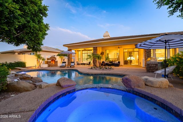1670 W GRAND CANYON Drive, Chandler, AZ 85248
