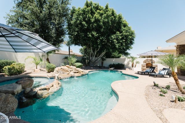 1670 W GRAND CANYON Drive, Chandler, AZ 85248