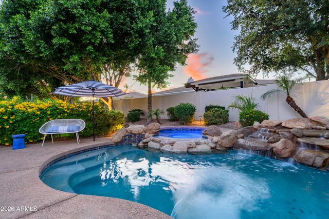 1670 W GRAND CANYON Drive, Chandler, AZ 85248