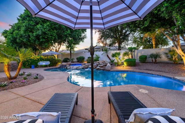 1670 W GRAND CANYON Drive, Chandler, AZ 85248