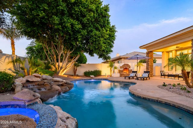 1670 W GRAND CANYON Drive, Chandler, AZ 85248