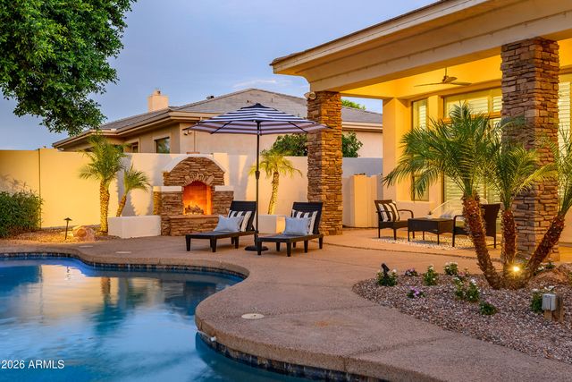 1670 W GRAND CANYON Drive, Chandler, AZ 85248