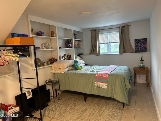 2312 Dean Street, Niskayuna, NY 12309