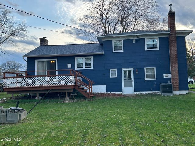 2312 Dean Street, Niskayuna, NY 12309