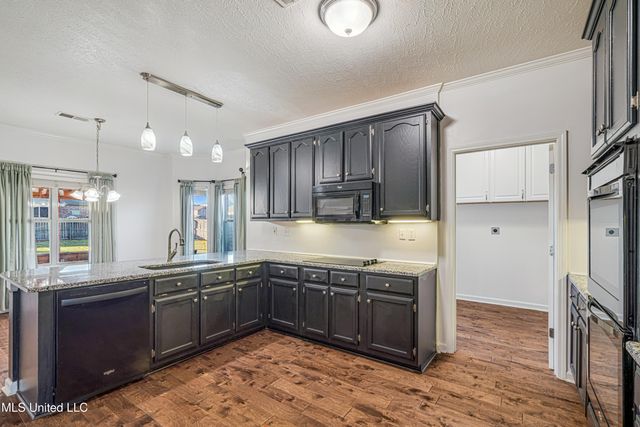 5847 Strawberry Pointe Cove, Southaven, MS 38672