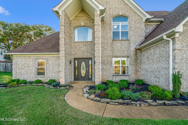 5847 Strawberry Pointe Cove, Southaven, MS 38672