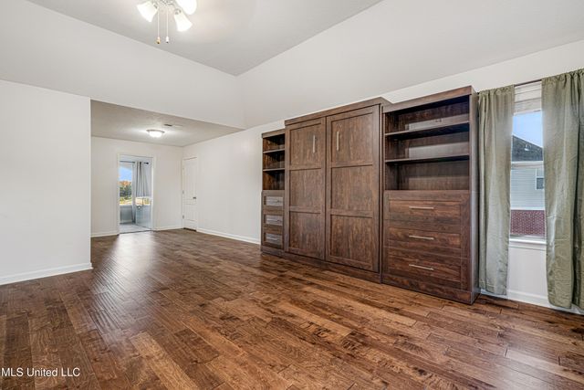 5847 Strawberry Pointe Cove, Southaven, MS 38672