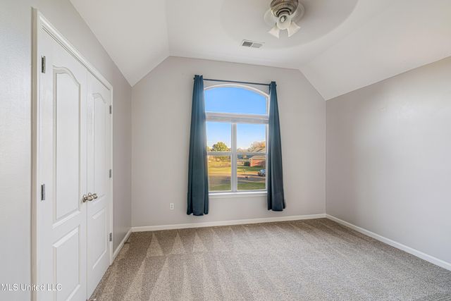 5847 Strawberry Pointe Cove, Southaven, MS 38672