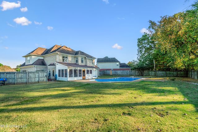 5847 Strawberry Pointe Cove, Southaven, MS 38672