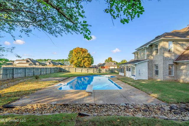 5847 Strawberry Pointe Cove, Southaven, MS 38672