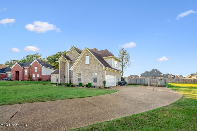 5847 Strawberry Pointe Cove, Southaven, MS 38672