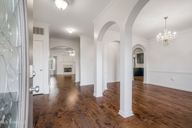 5847 Strawberry Pointe Cove, Southaven, MS 38672