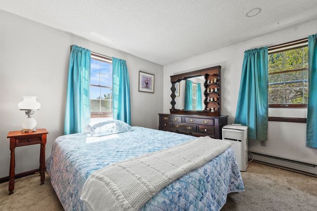 40 Opal Avenue, Portsmouth, NH 03801