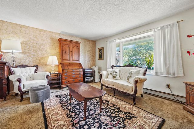 40 Opal Avenue, Portsmouth, NH 03801