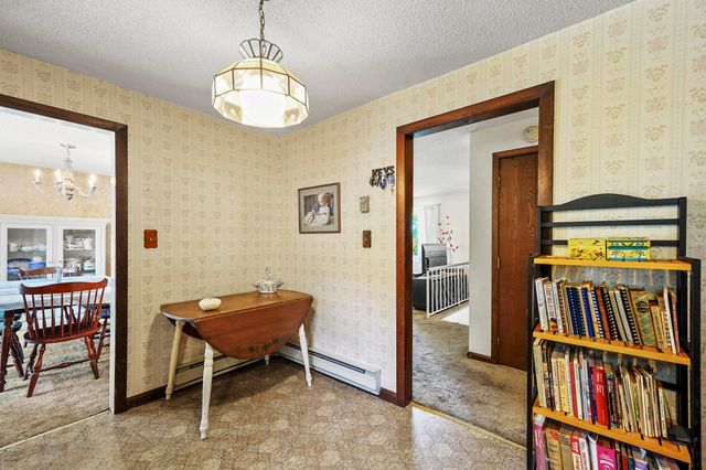 40 Opal Avenue, Portsmouth, NH 03801